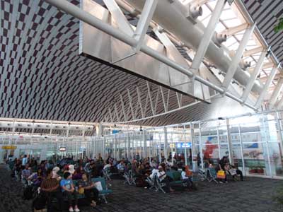 Waiting area at the gate 2